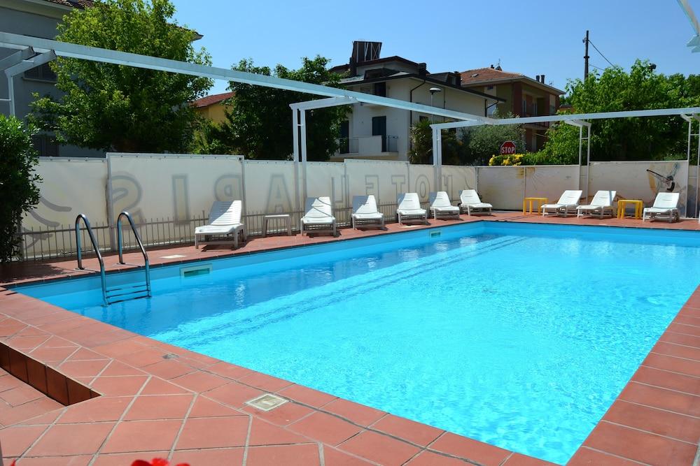 Apis 3* Rimini