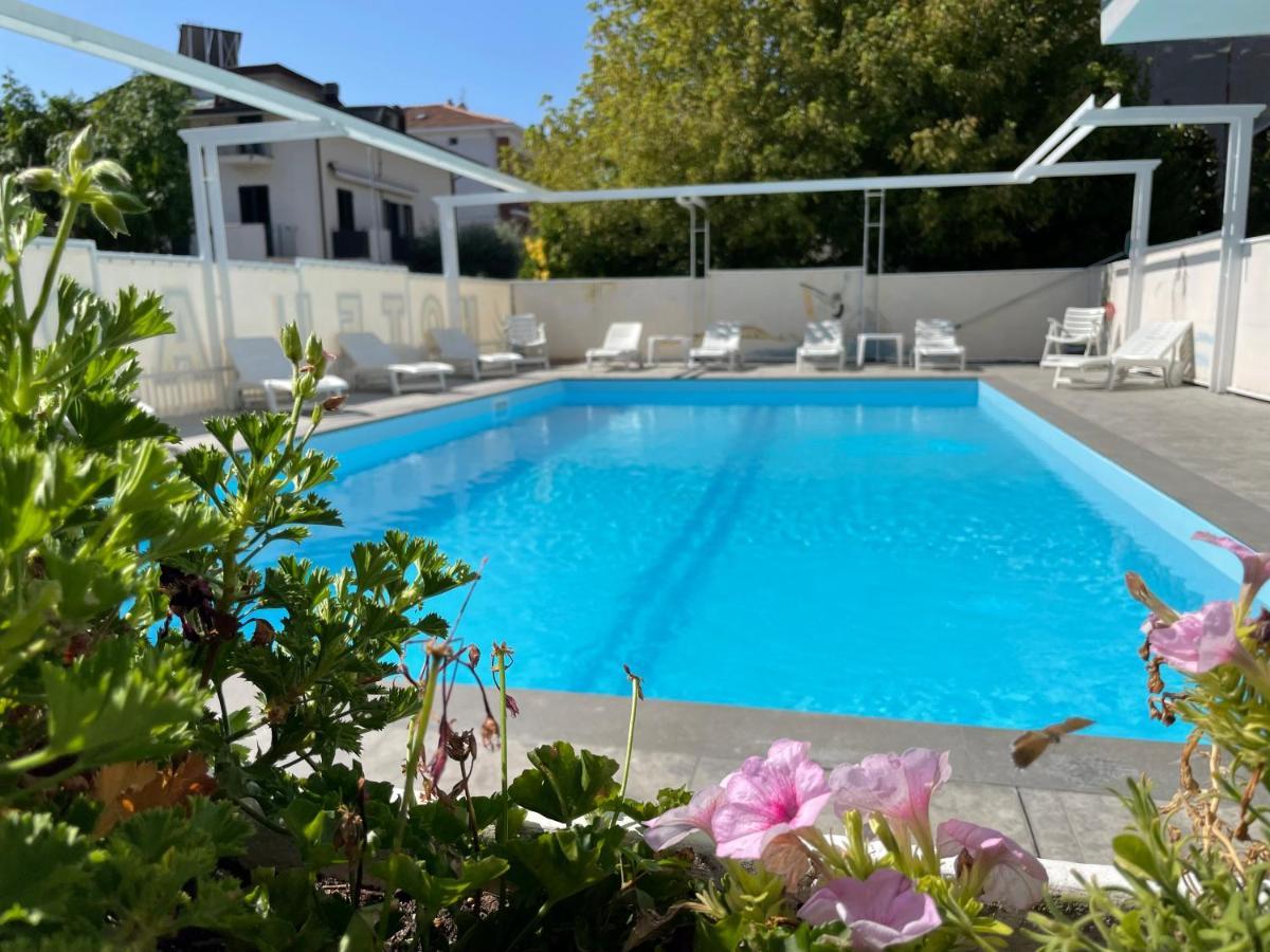 Hotel Apis Rimini