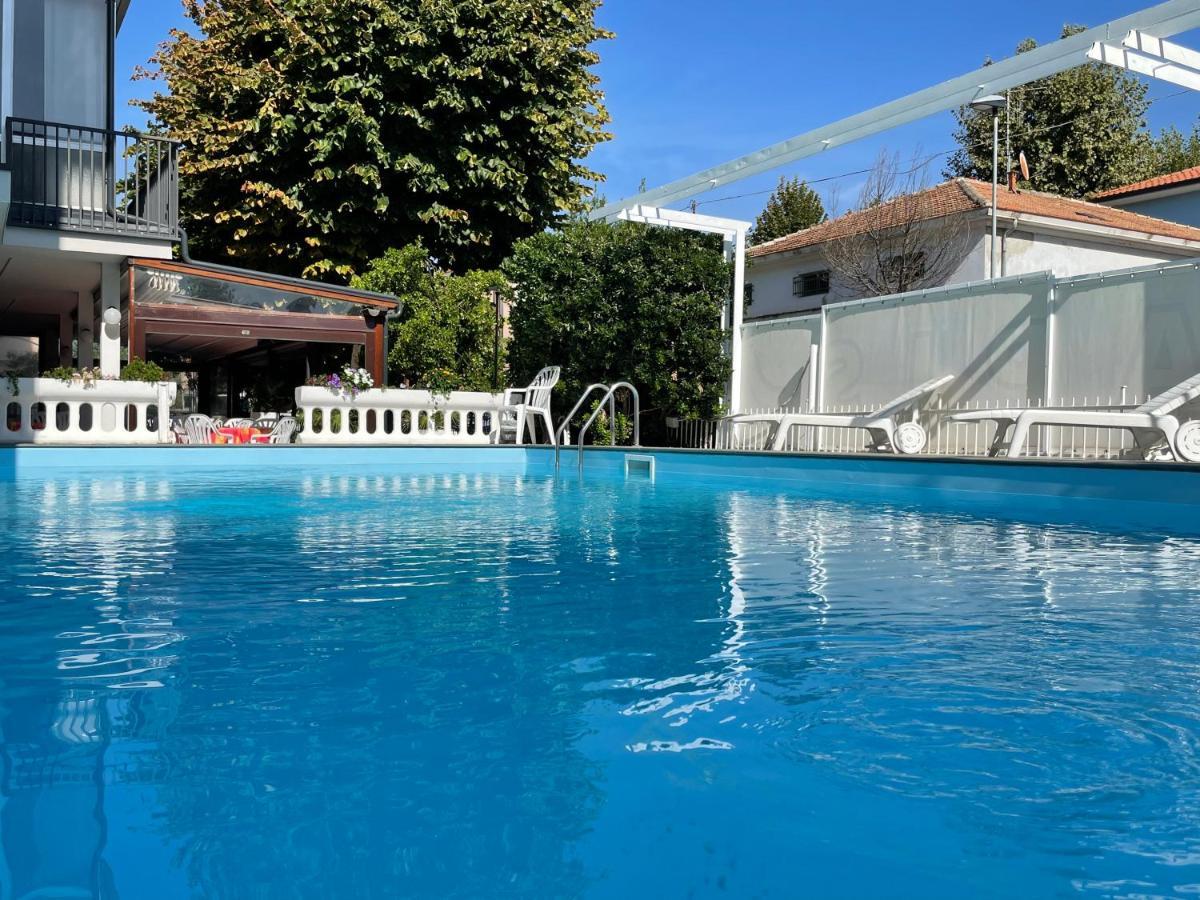 Hotel Apis Rimini