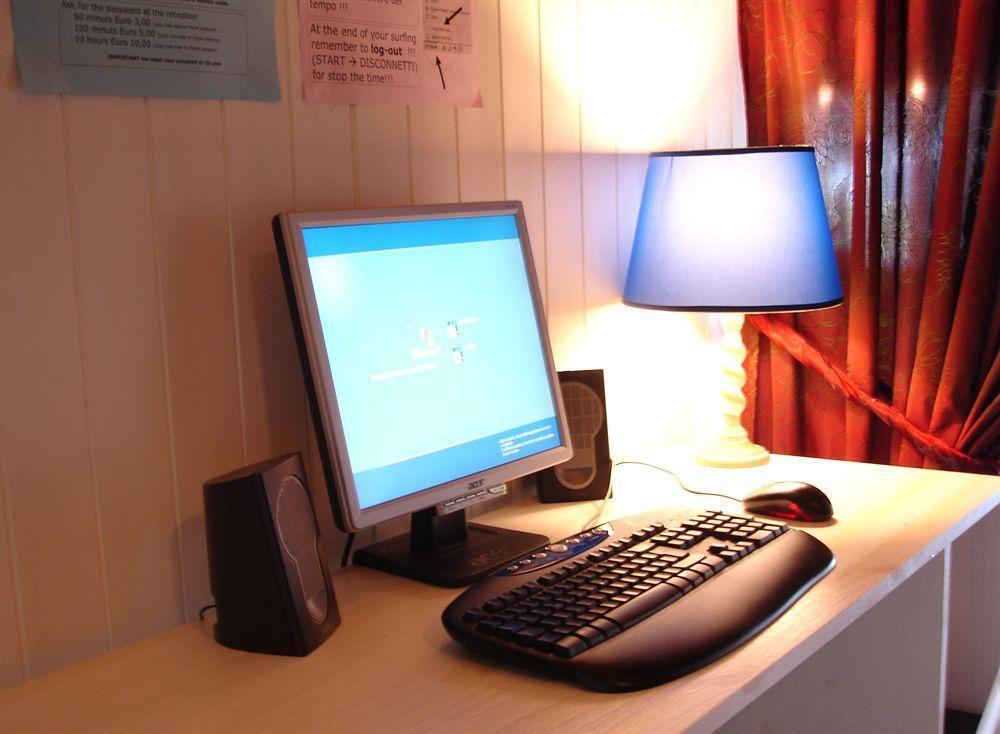 Apis Hotel